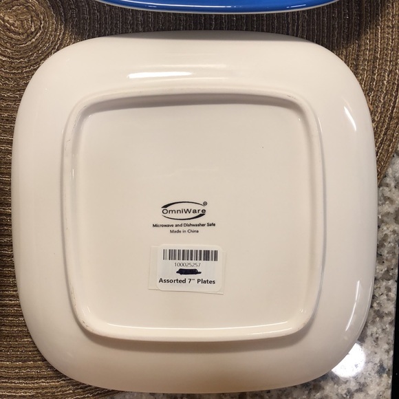 OmniWare Square Serving Plates - Set of Four 7” - Picture 6 of 6